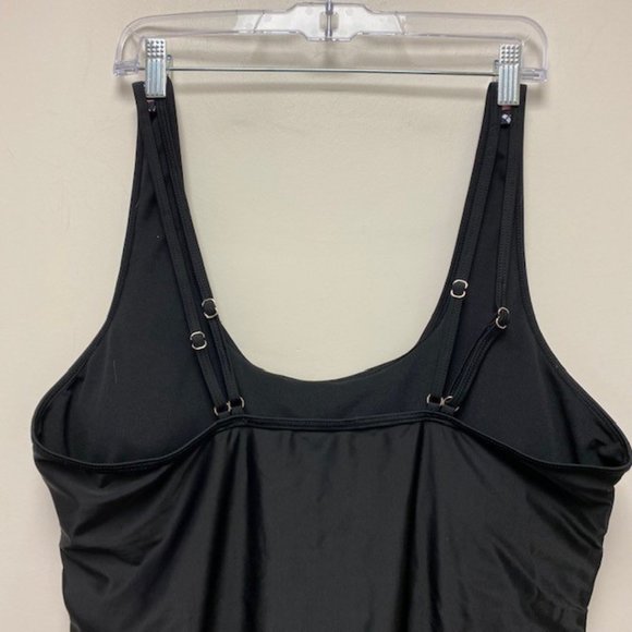 Shein Plus Size Geometric Print Ruched Tankini Top and Swim Shorts, size 3XL - Picture 4 of 11